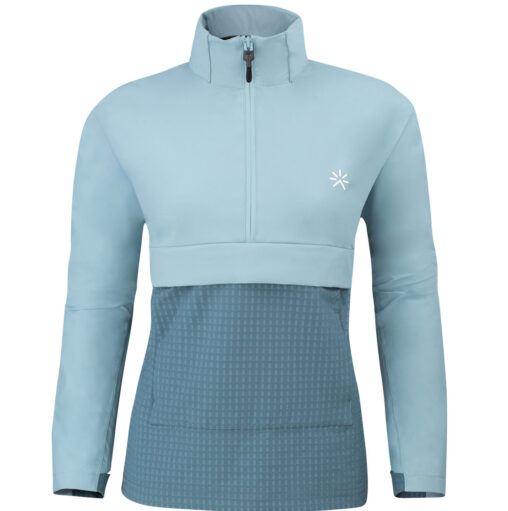 prenda fotografiada con técnica del maniquí invisible